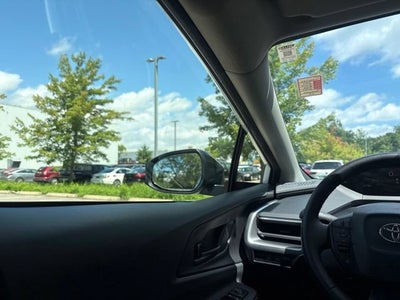 2024 Toyota Prius LE