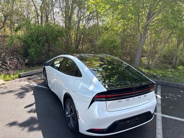 2024 Toyota Prius XLE