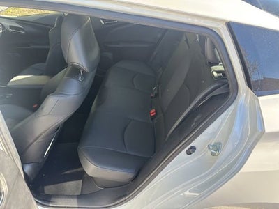 2021 Toyota Prius XLE