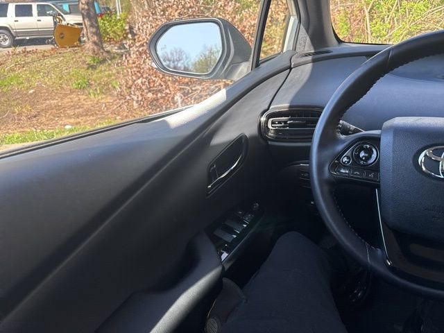 2021 Toyota Prius XLE