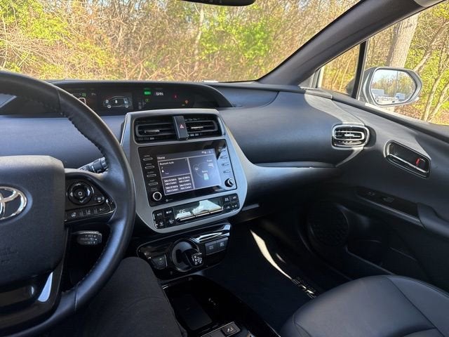 2021 Toyota Prius XLE