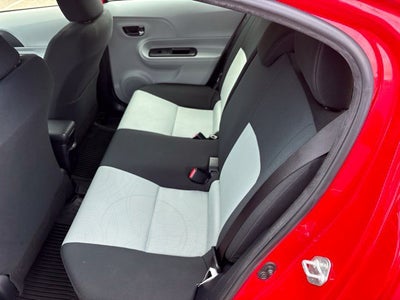 2014 Toyota Prius c Two