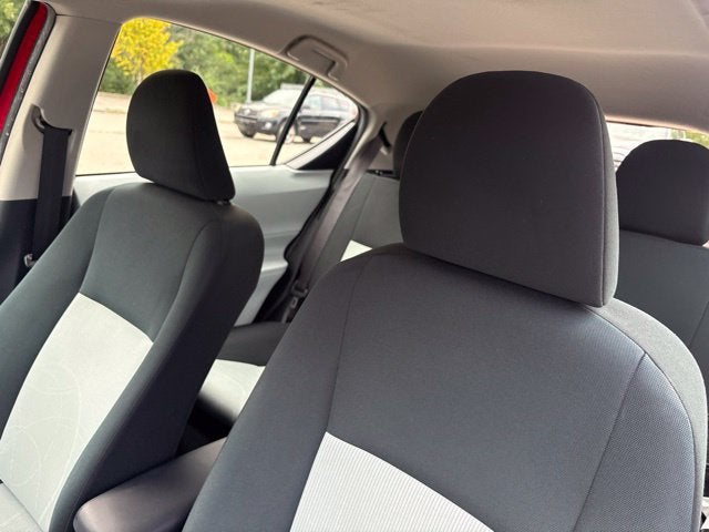 2014 Toyota Prius c Two