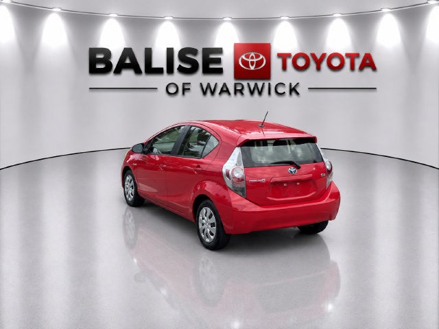 2014 Toyota Prius c Two