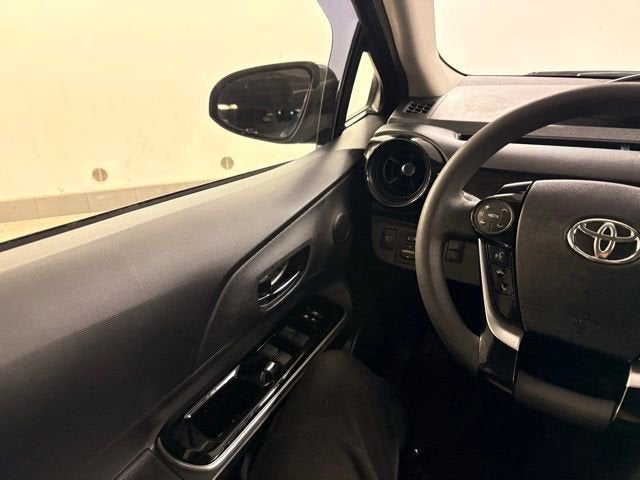 2018 Toyota Prius c Four