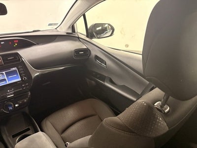 2022 Toyota Prius LE AWD-e