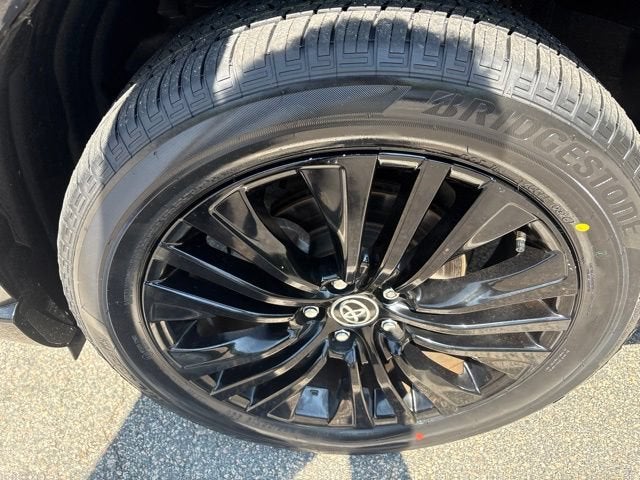 2023 Toyota Venza Nightshade