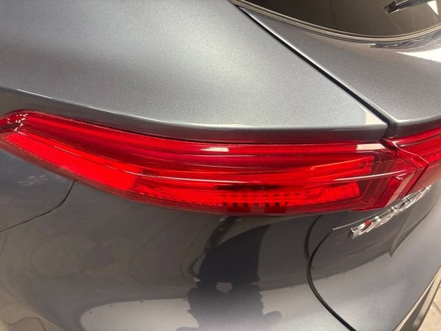 2023 Toyota Venza LE