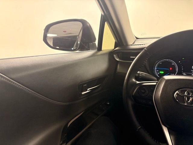 2024 Toyota Venza LE