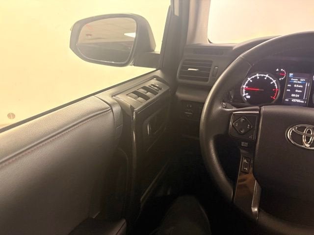 2024 Toyota 4Runner TRD Off-Road