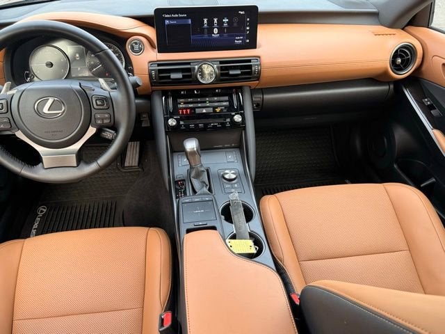 2025 Lexus IS 350 F SPORT Design