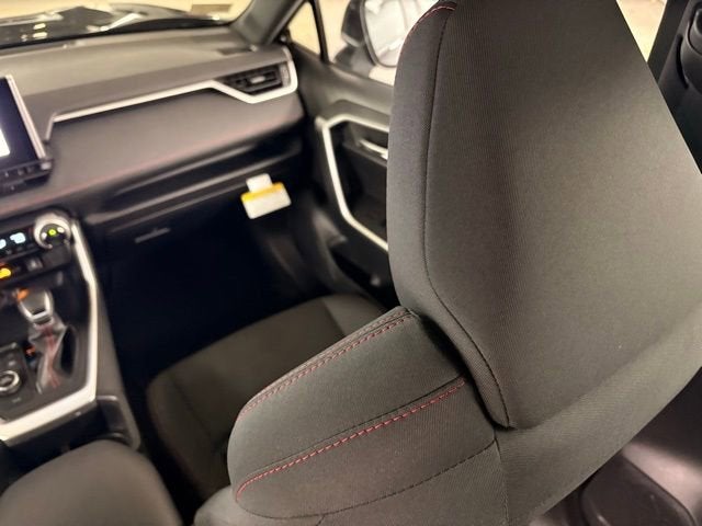 2024 Toyota RAV4 Prime SE