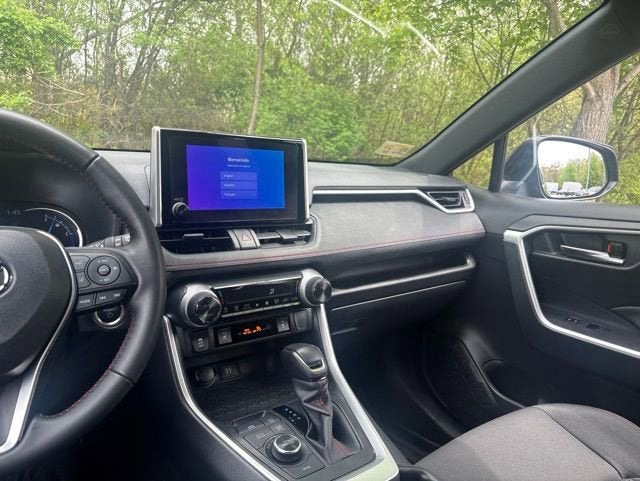2025 Toyota RAV4 Plug-In Hybrid SE
