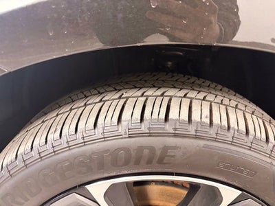 2025 Toyota bZ4X Limited