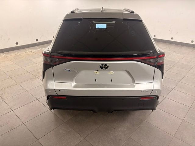 2025 Toyota bZ4X XLE