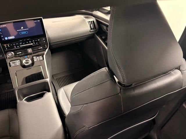 2025 Toyota bZ4X Limited