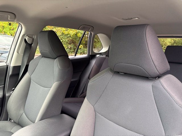 2020 Toyota RAV4 Hybrid LE
