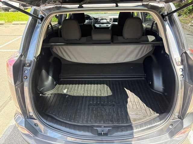 2018 Toyota RAV4 Hybrid XLE