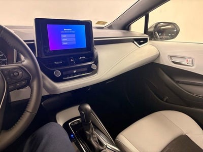 2024 Toyota Corolla Hatchback SE