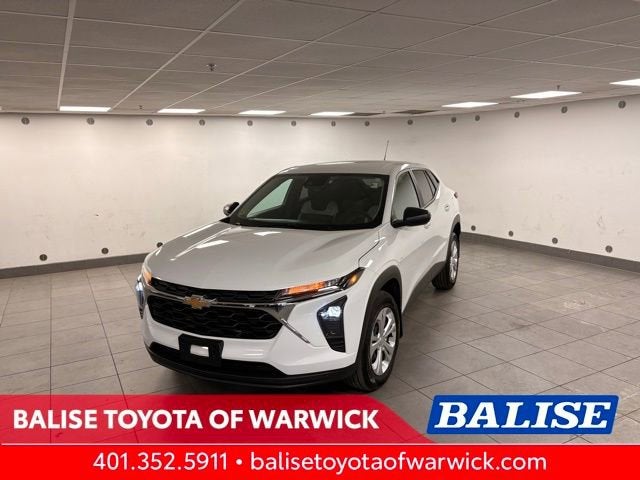 2025 Chevrolet Trax LS