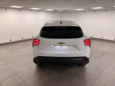 2025 Chevrolet Trax LS