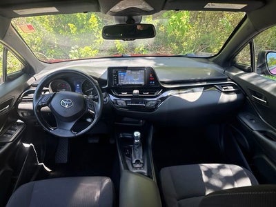 2018 Toyota C-HR XLE Premium