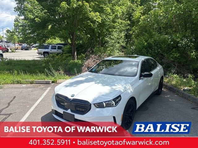 2024 BMW 5 Series 530i xDrive Sedan's photo