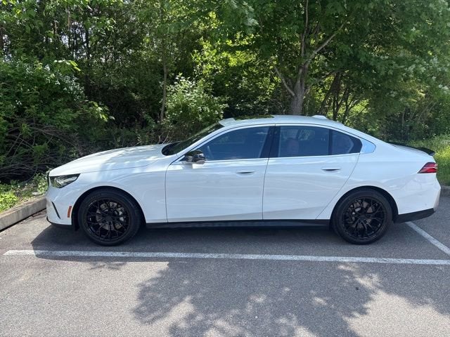 2024 BMW 5 Series 530i xDrive