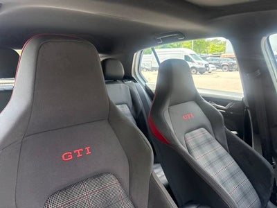 2024 Volkswagen Golf GTI 2.0T SE