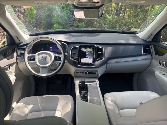 2025 Volvo XC90 Plug-In Hybrid T8 Plus
