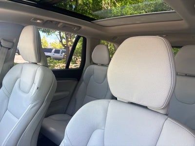 2025 Volvo XC90 Plug-In Hybrid T8 Plus