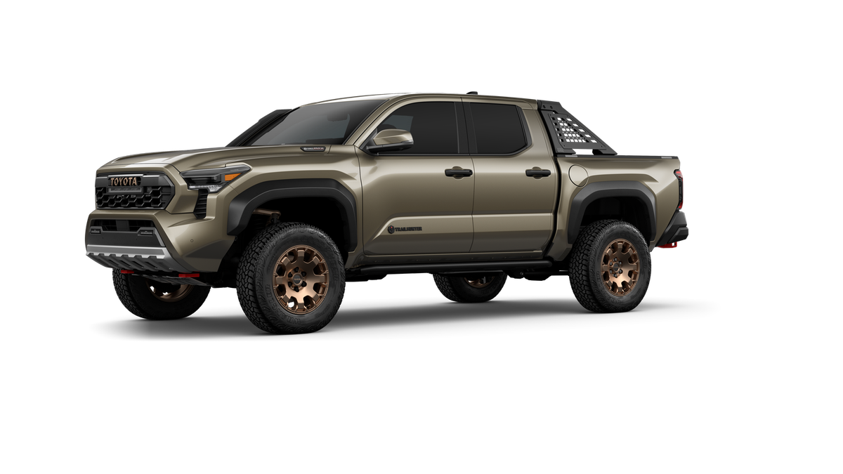 2025 Toyota Tacoma i-FORCE MAX Tacoma Trailhunter