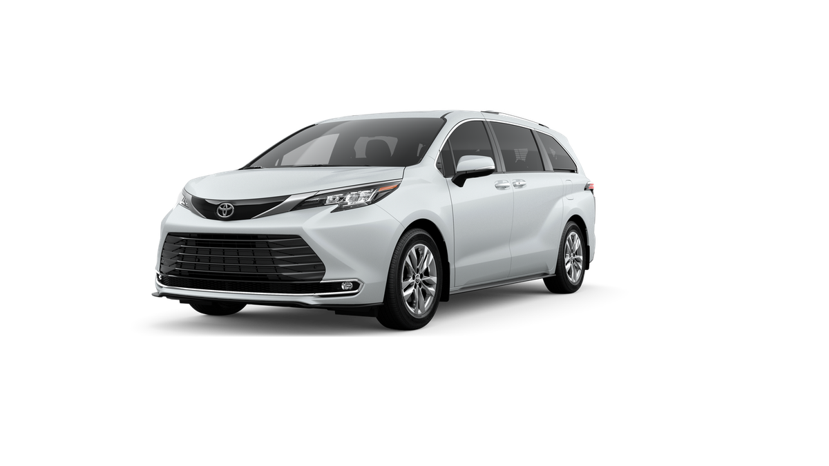 2026 Toyota Sienna Limited 7-Passenger Hybrid AWD's photo