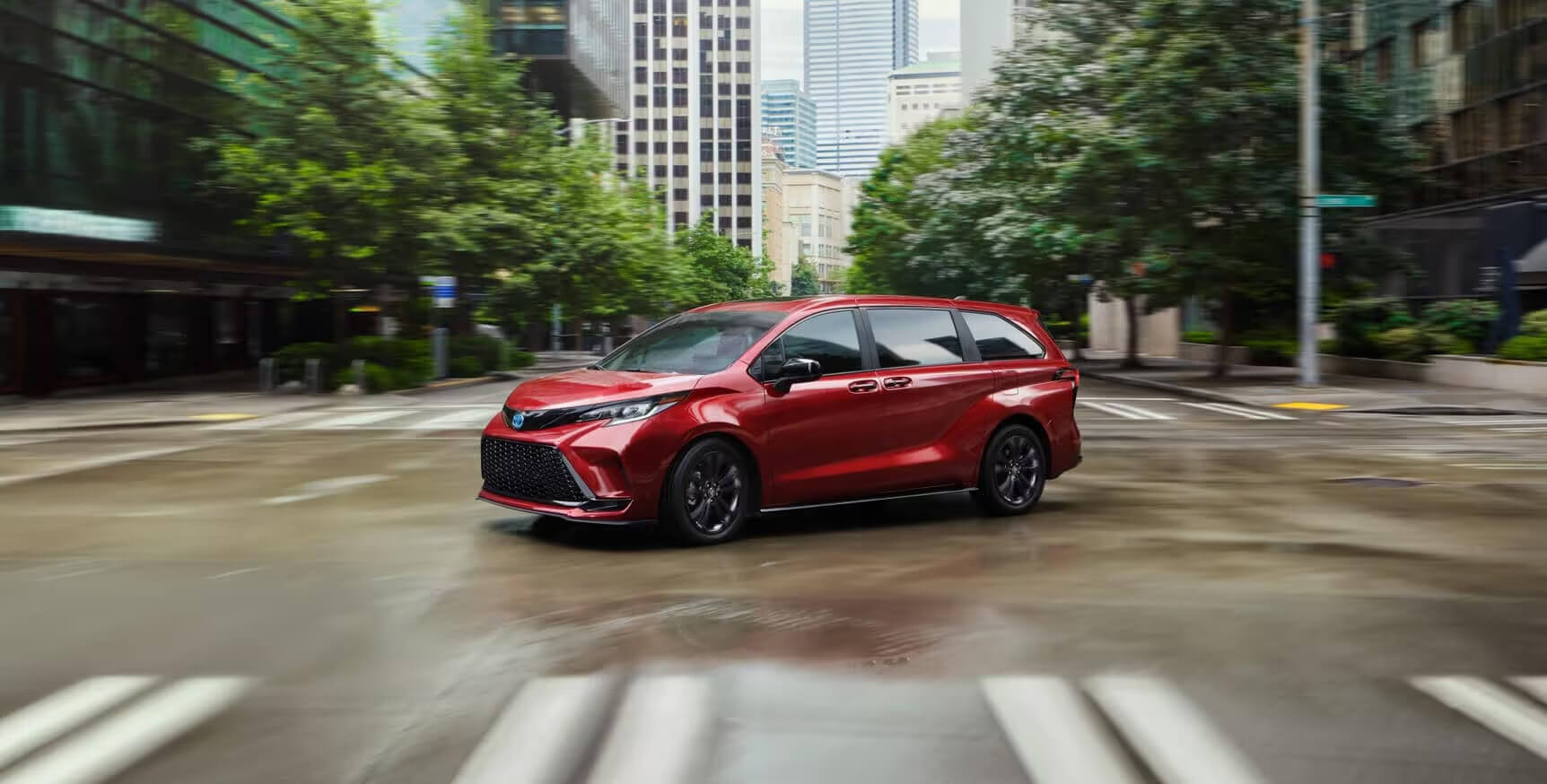 2025 Toyota Sienna Hero