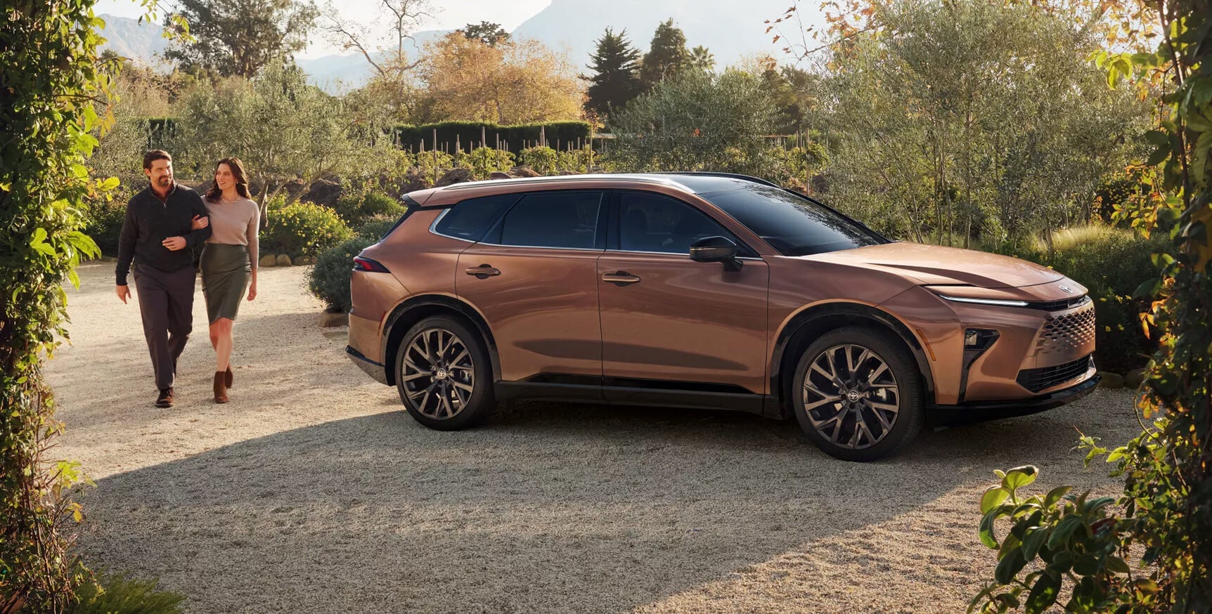 2025 Toyota Crown Signia Hero