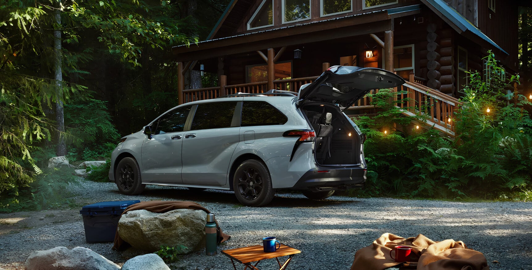 2026 Toyota Sienna Hero